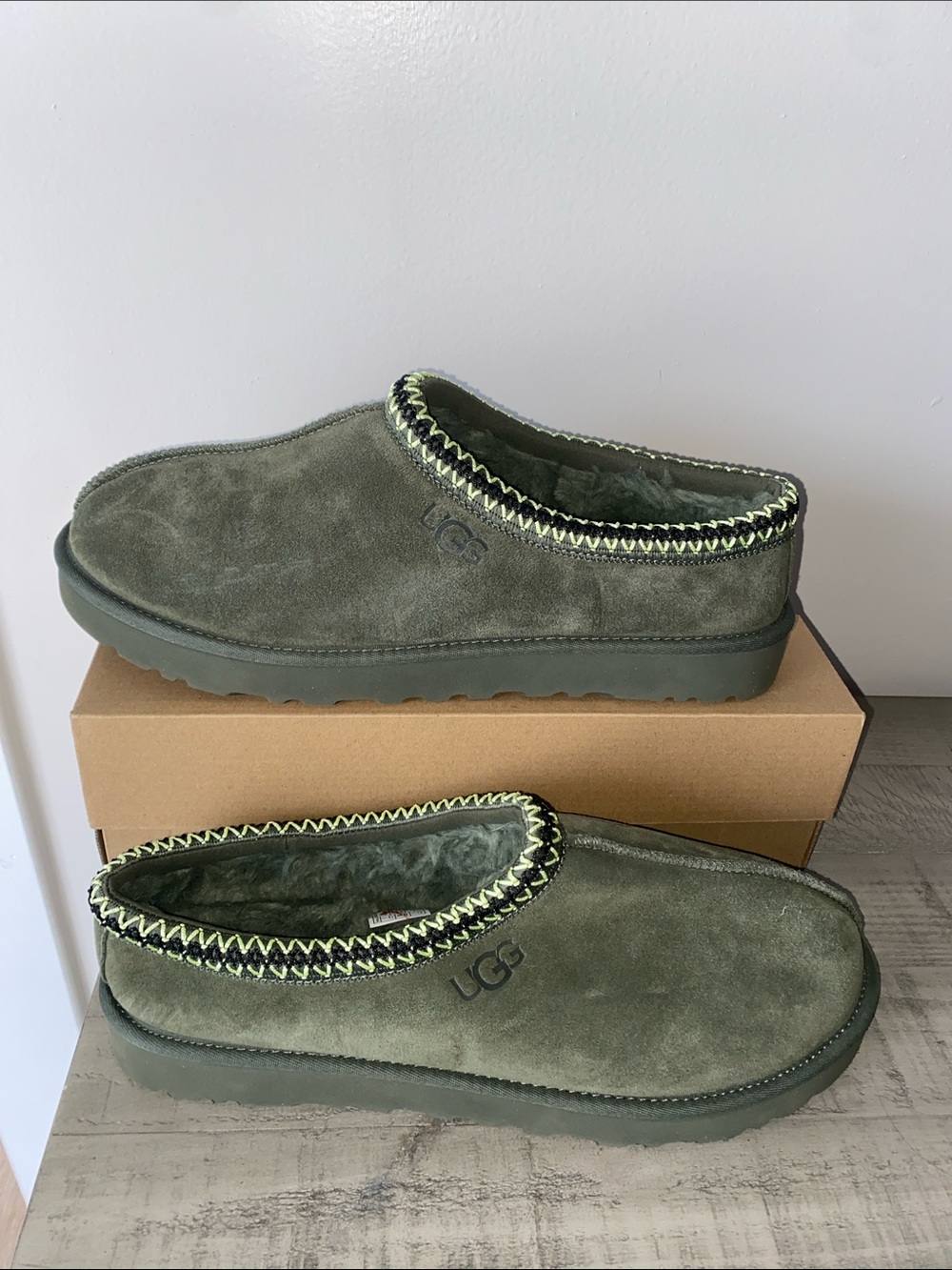 UGG TASMAN
